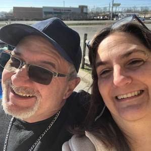 Meet your Posher, Robin